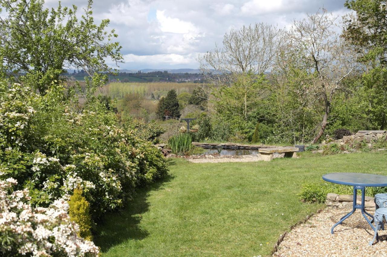 Prospect Barn Bed & Breakfast Hereford Bagian luar foto